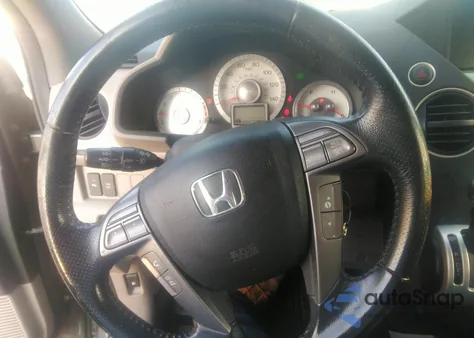 2010 Honda Pilot Touring из США, поврежденный, VIN 5FNYF3H91AB018001